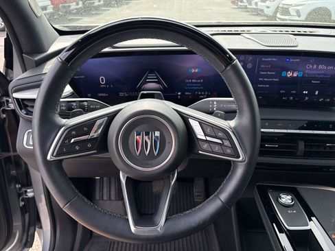 Used 2025 Buick Enclave Avenir w/ Super Cruise Package image 15