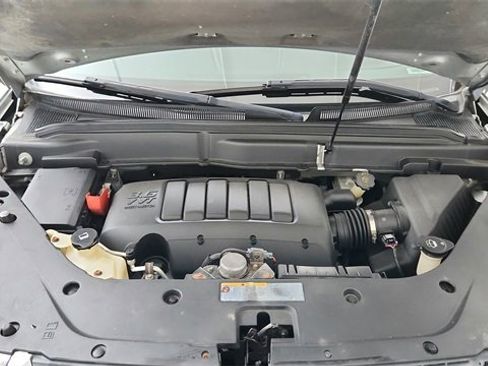 Used 2011 GMC Acadia SLE image 25