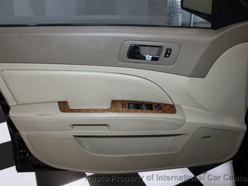 Used 2010 Cadillac STS w/ Performance Handling Package image 11