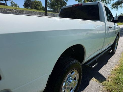 Used 2014 RAM 2500 Tradesman w/ Chrome Appearance Group AWD/4WD image 11