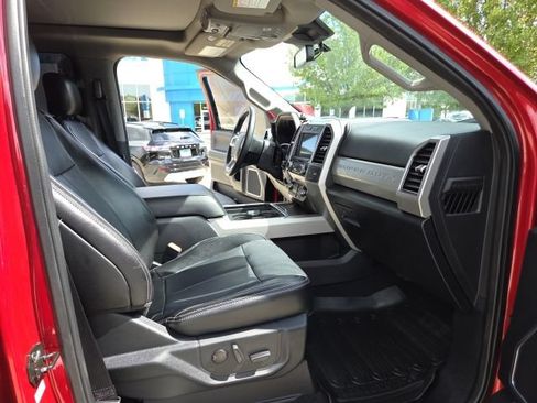 Used 2021 Ford F250 Lariat w/ Lariat Ultimate Package AWD/4WD image 26
