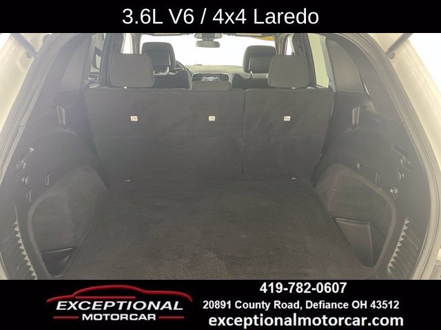 Used 2020 Jeep Grand Cherokee Laredo AWD/4WD image 45