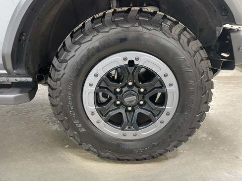 Used 2023 Ford Bronco Outer Banks AWD/4WD image 4