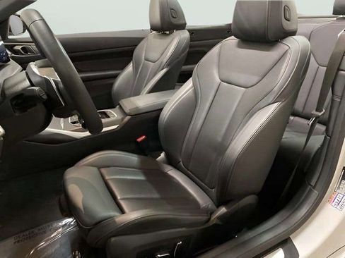 Used 2025 BMW 430i Convertible w/ Premium Package RWD image 62