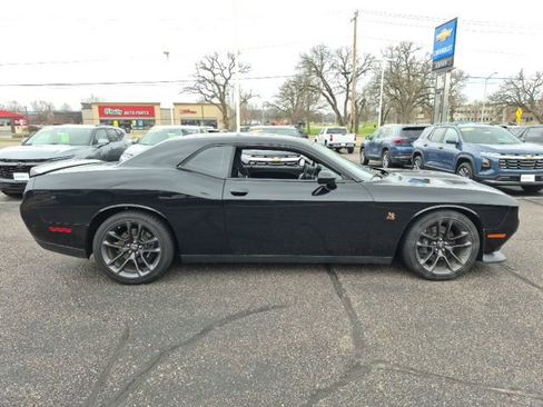 Used 2022 Dodge Challenger R/T Scat Pack image 8
