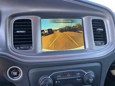 Used 2023 Dodge Charger SXT image 9