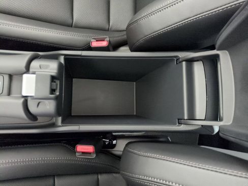 New 2026 Honda HR-V EX-L image 25