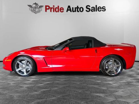Used 2007 Chevrolet Corvette Convertible w/ Preferred Equipment Group RWD image 4