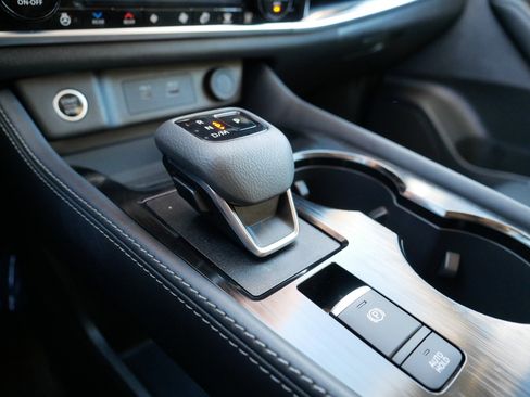 Certified 2023 Nissan Rogue SL w/ SL Premium Package image 23