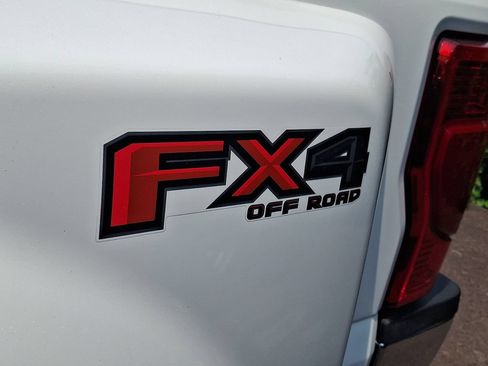 Used 2022 Ford F350 Lariat w/ Lariat Ultimate Package AWD/4WD image 30