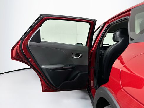Used 2025 Kia K4 FWD image 25