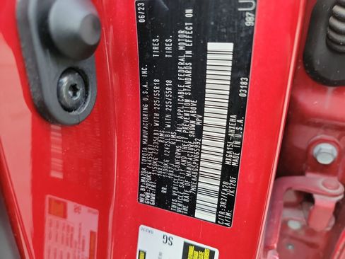 Used 2023 Toyota Corolla Cross XLE image 22