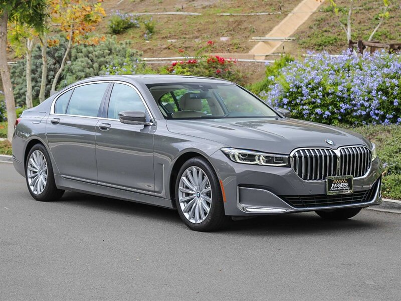 Used 2020 BMW 740i RWD image 8