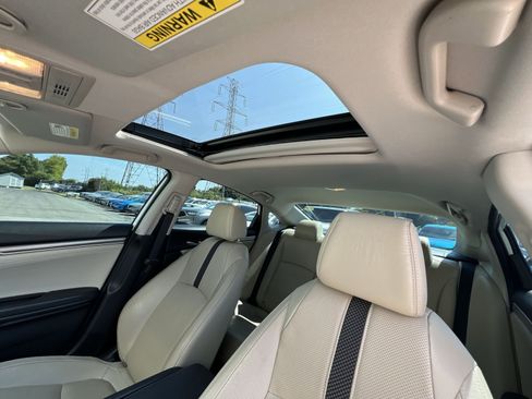 Used 2021 Honda Civic Touring image 21