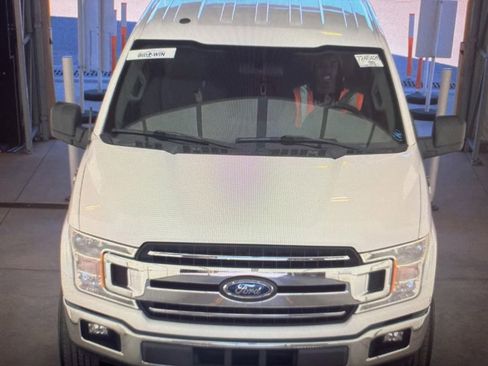 Used 2018 Ford F150 XLT image 2