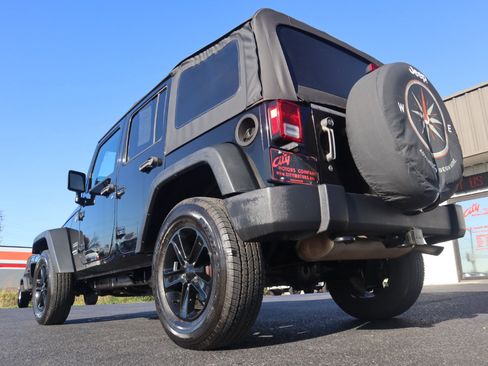 Used 2015 Jeep Wrangler Unlimited Sport w/ Quick Order Package 24S image 19