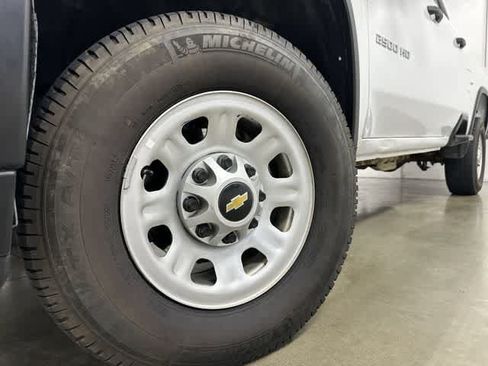 Used 2024 Chevrolet Silverado 2500 W/T w/ WT Convenience Package AWD/4WD image 28