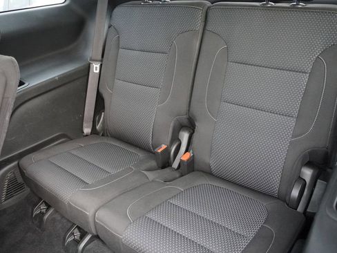 Certified 2023 GMC Acadia SLE image 18