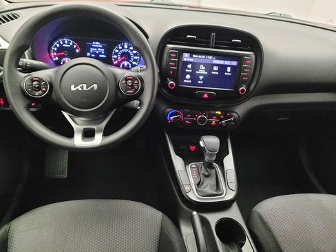 Used 2022 Kia Soul LX w/ Technology Package FWD image 22
