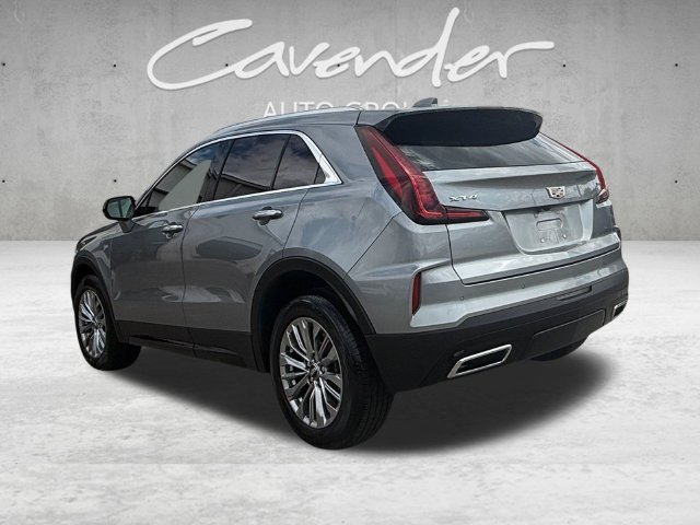 Used 2025 Cadillac XT4 Premium Luxury FWD image 14