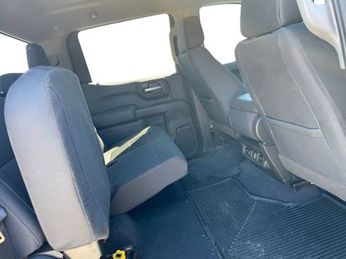 Used 2021 Chevrolet Silverado 1500 LT image 18