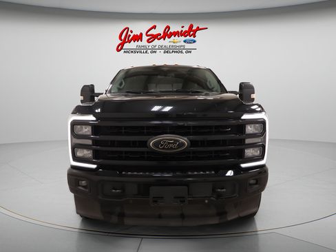 Used 2024 Ford F250 Lariat w/ Lariat Ultimate Package AWD/4WD image 3