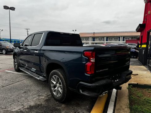 Used 2021 Chevrolet Silverado 1500 High Country w/ Z71 Off-Road Package AWD/4WD image 4