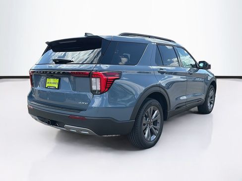 Used 2026 Ford Explorer Active w/ Active Comfort Package AWD/4WD image 5