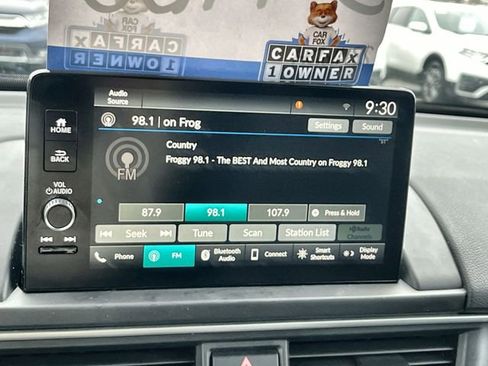 Used 2025 Honda Pilot EX-L image 14