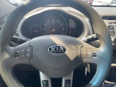 Used 2016 Kia Sportage LX w/ LX Popular Package FWD image 13