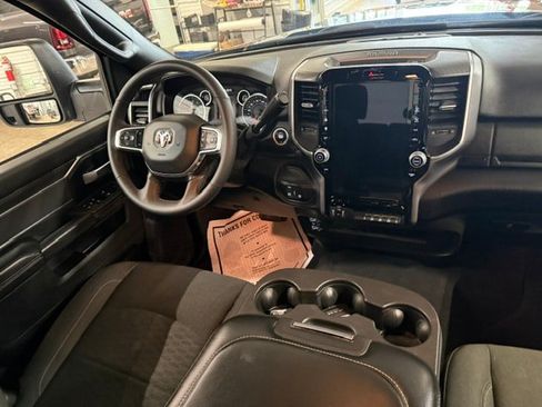 Used 2025 RAM 2500 Big Horn AWD/4WD image 19
