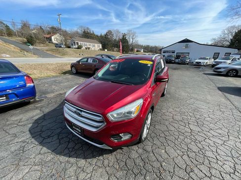 Used 2017 Ford Escape Titanium image 15
