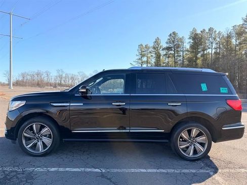 Used 2018 Lincoln Navigator Reserve w/ Technology Package AWD/4WD image 5