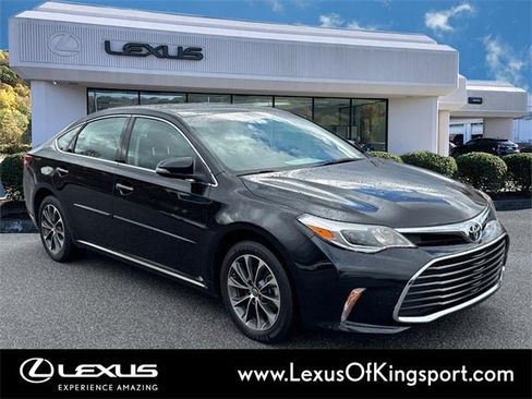 Used 2016 Toyota Avalon XLE Premium image 7