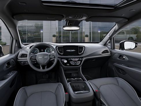 New 2026 Chrysler Pacifica Limited w/ S Appearance Package FWD image 15