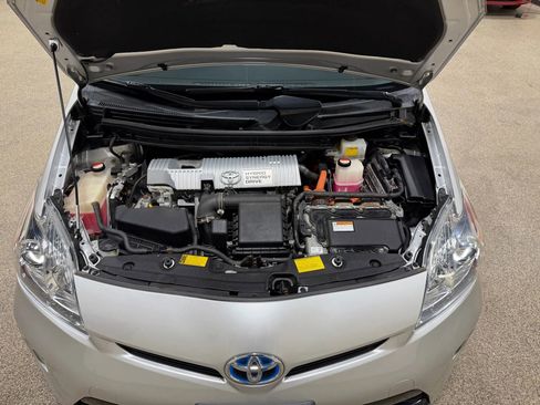 Used 2014 Toyota Prius Two image 50