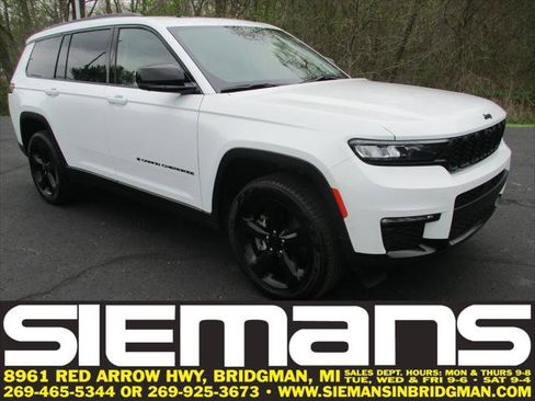 Certified 2023 Jeep Grand Cherokee L Limited w/ Luxury Tech Group II AWD/4WD image 1