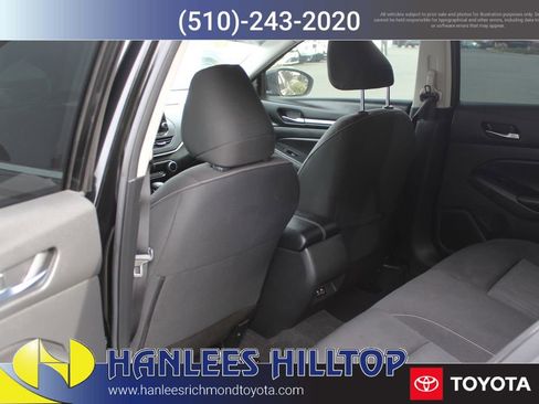 Used 2022 Nissan Altima 2.5 SV image 14