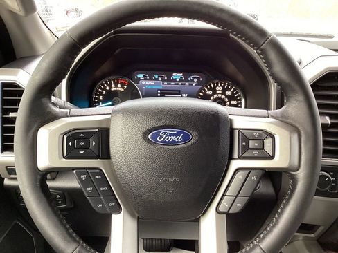 Used 2018 Ford F150 Lariat w/ Equipment Group 502A Luxury image 33