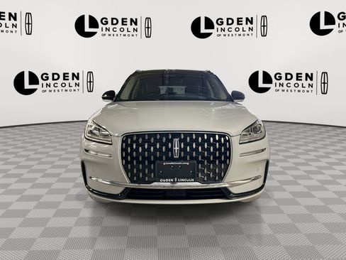 Used 2025 Lincoln Corsair Grand Touring w/ Equipment Group 301A image 3