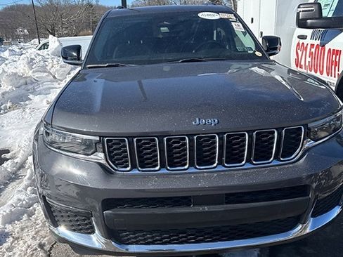 Used 2022 Jeep Grand Cherokee L Limited image 4