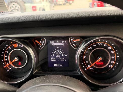 Used 2023 Jeep Wrangler Unlimited Sport image 18