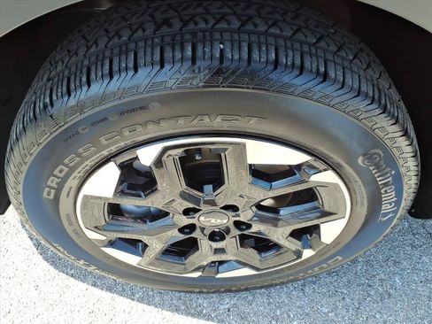 Used 2024 Kia Sorento S AWD/4WD image 11