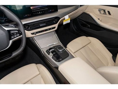 New 2026 BMW 330i xDrive Sedan AWD/4WD image 61