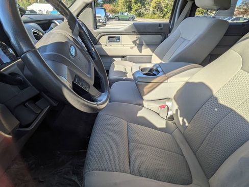 Used 2010 Ford F150 XL image 12