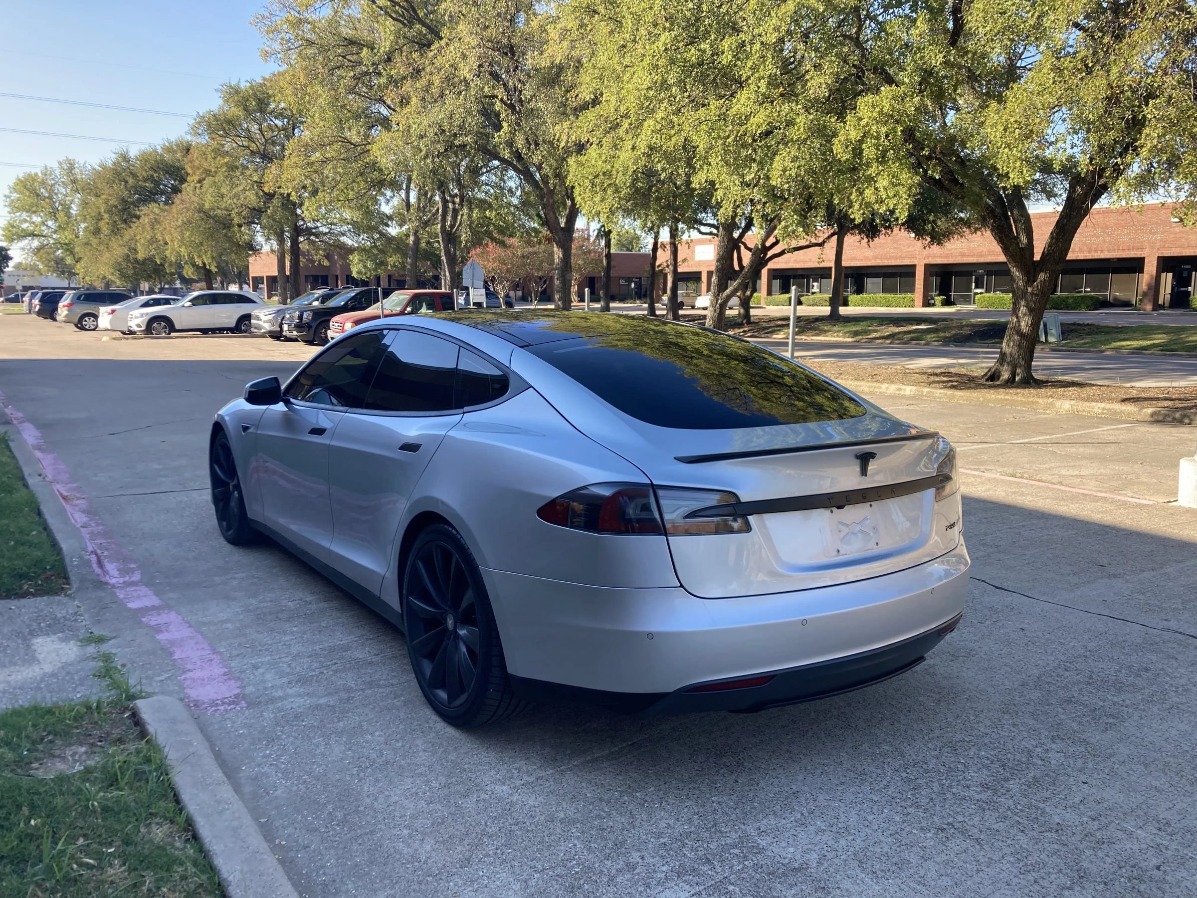 Used 2013 Tesla Model S Performance RWD image 4