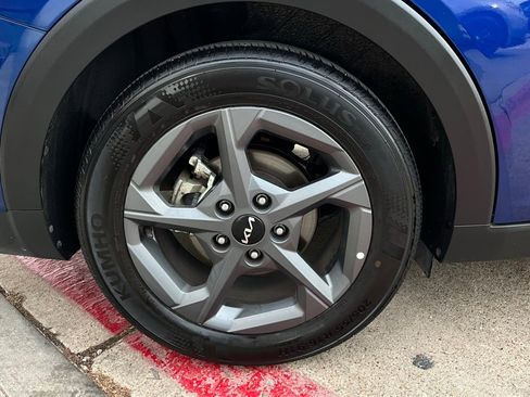 Used 2025 Kia K4 LXS image 9