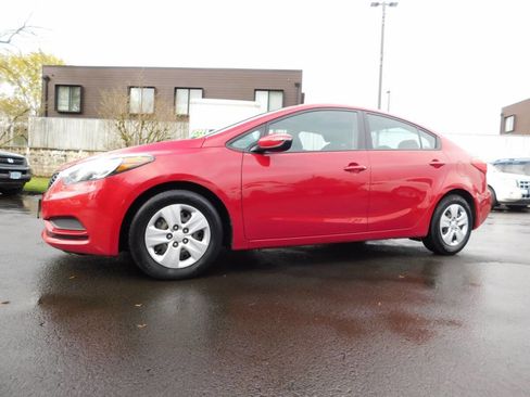 Used 2016 Kia Forte LX w/ LX Popular Package FWD image 4