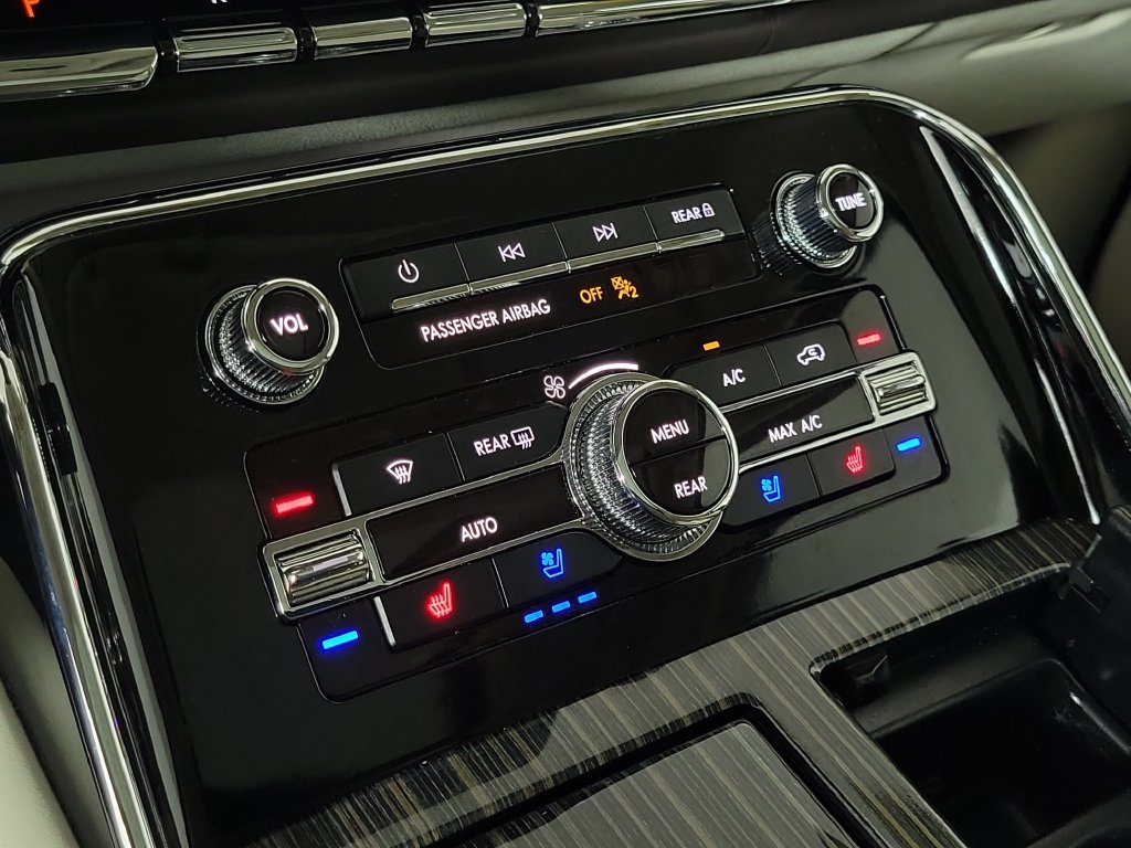 Certified 2023 Lincoln Navigator L Black Label AWD/4WD image 29
