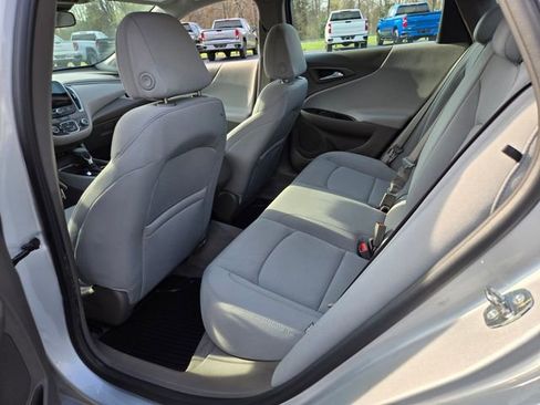 Used 2022 Chevrolet Malibu LS w/ Driver Confidence Package II image 10